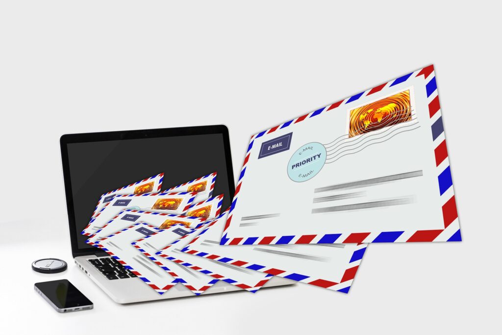 letters-4744855_1920-1024×683